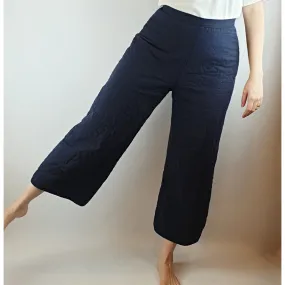 Alpha 60 pre-owned navy quilted wide leg pants with subtle flower stitching size S (best fits size 10)