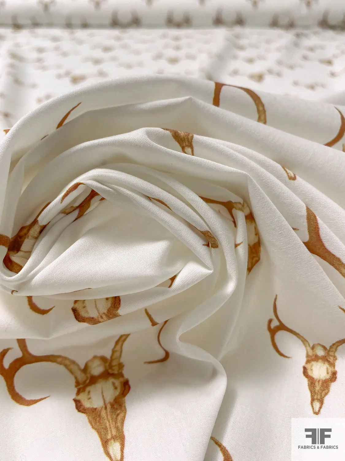 Bull Heads Printed Cotton Poplin - Toffee / Off-White