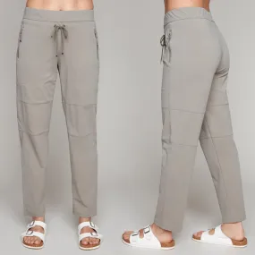 Carre Noir Women's Pants