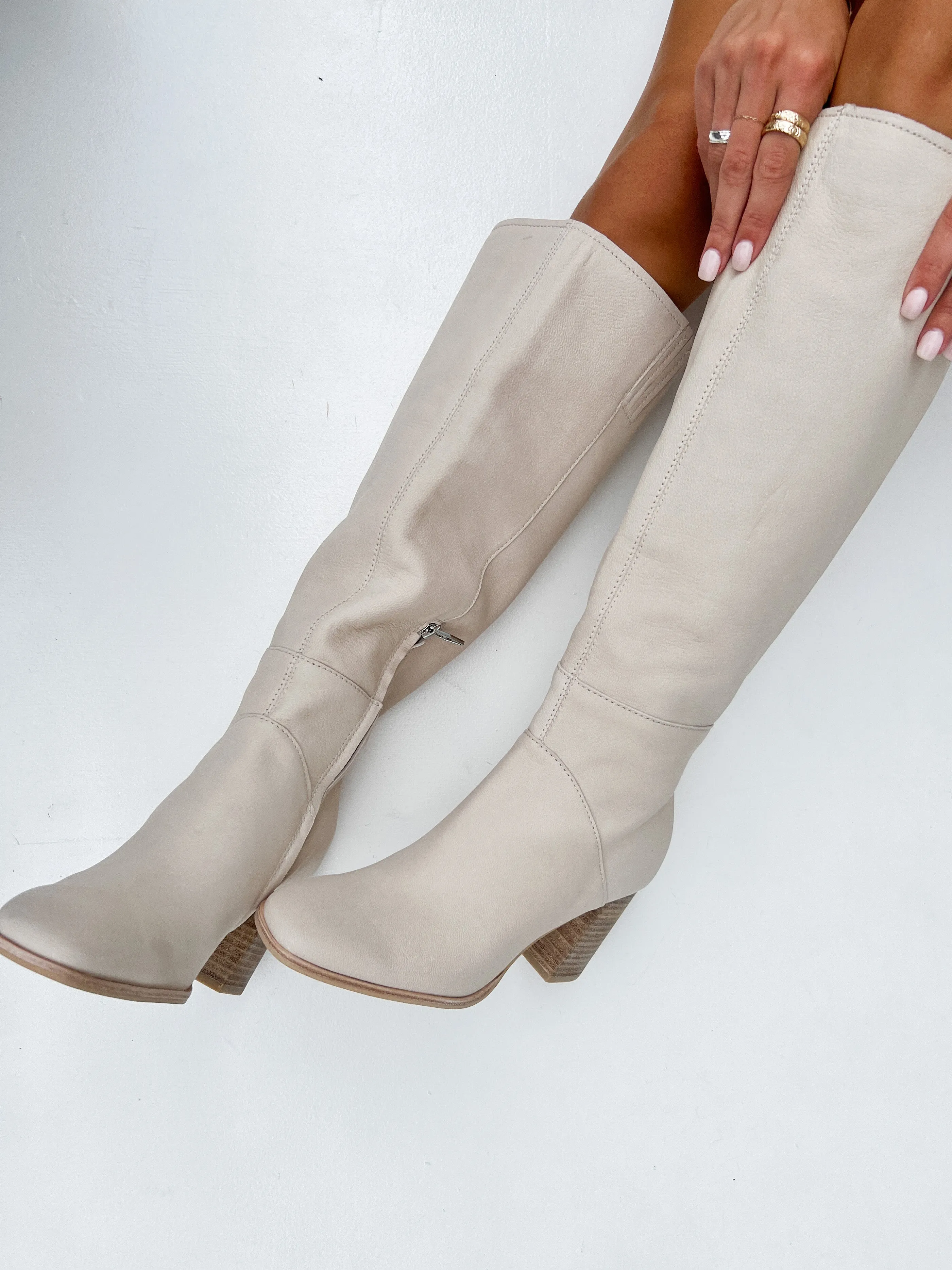 Fynn Tall Suede Boots