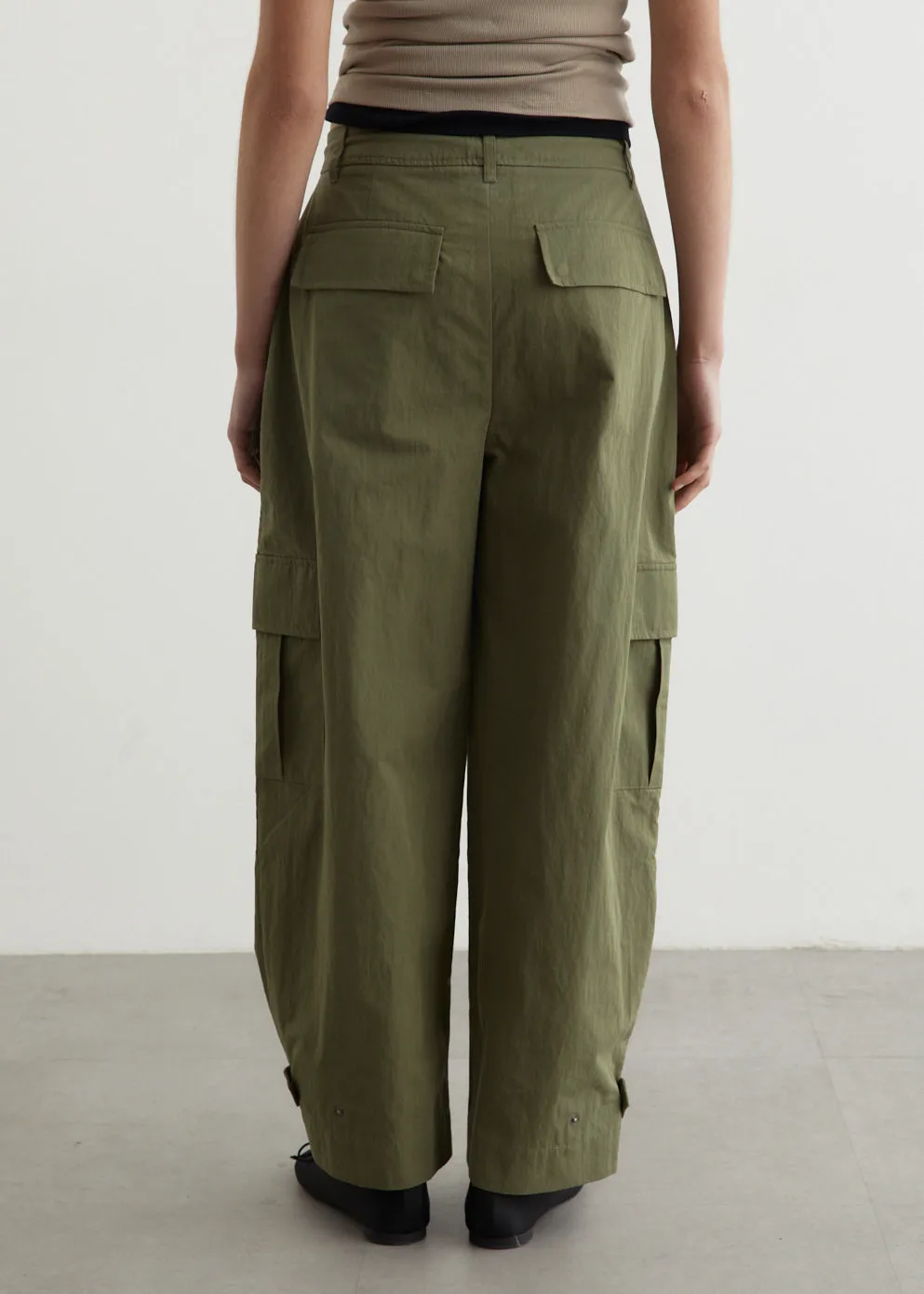 Harpa Barrel Leg Cargo Pants