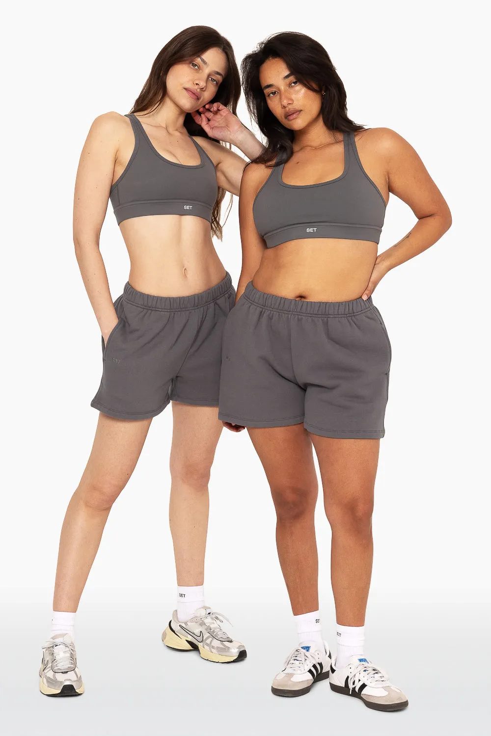 HEAVYWEIGHT SWEATS SWEAT SHORTS - GRAPHITE