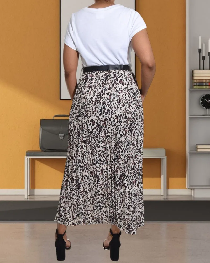Ladies Allover Print Cream Pocket Skirt