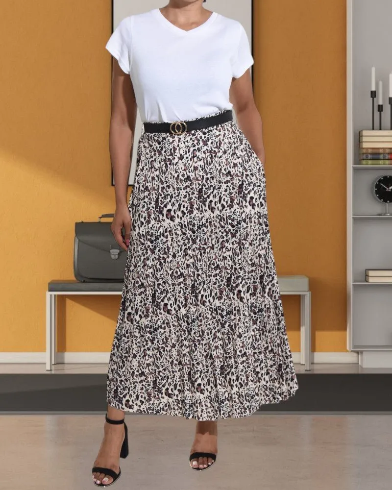 Ladies Allover Print Cream Pocket Skirt