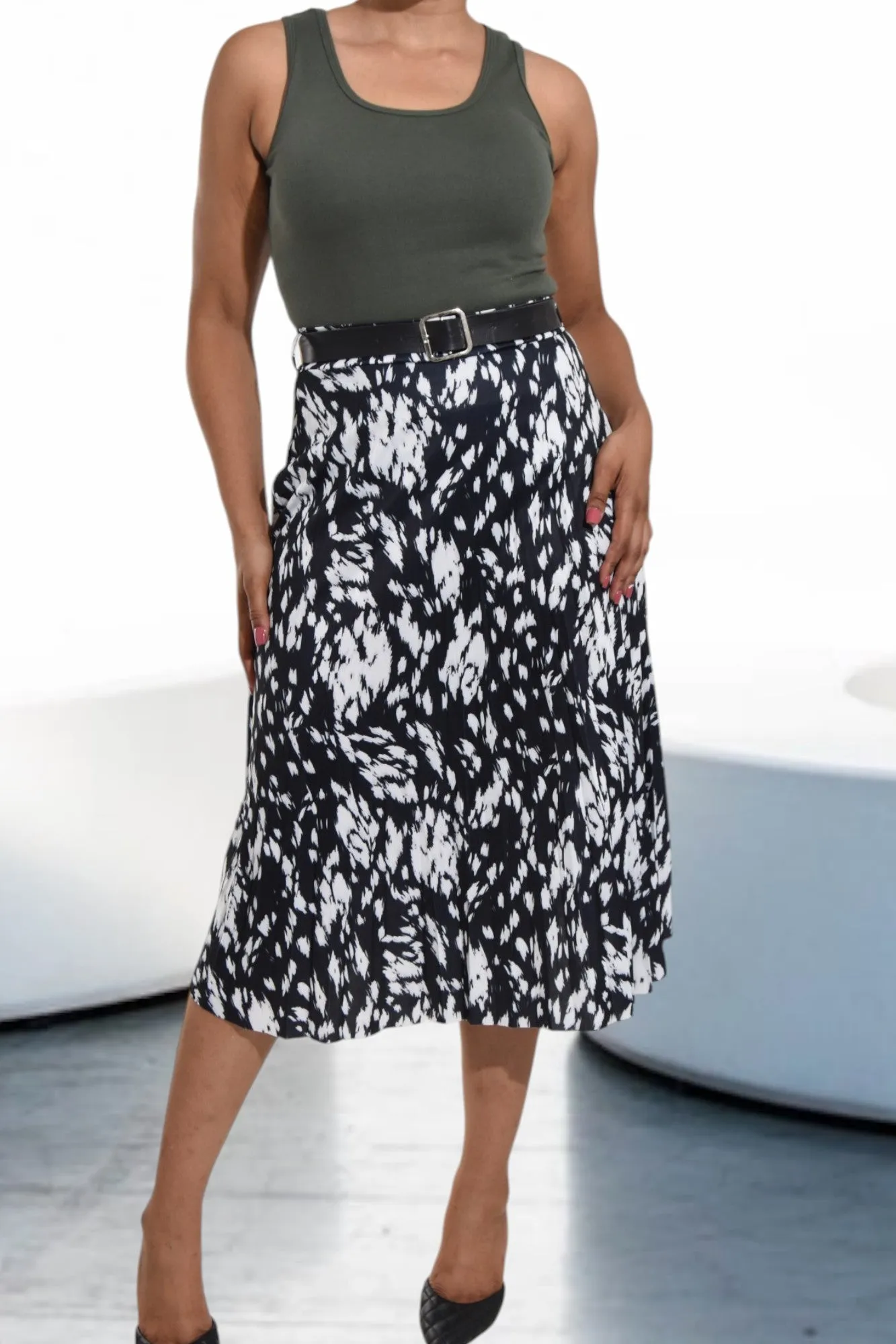 Ladies Black Printed Belted Skirt