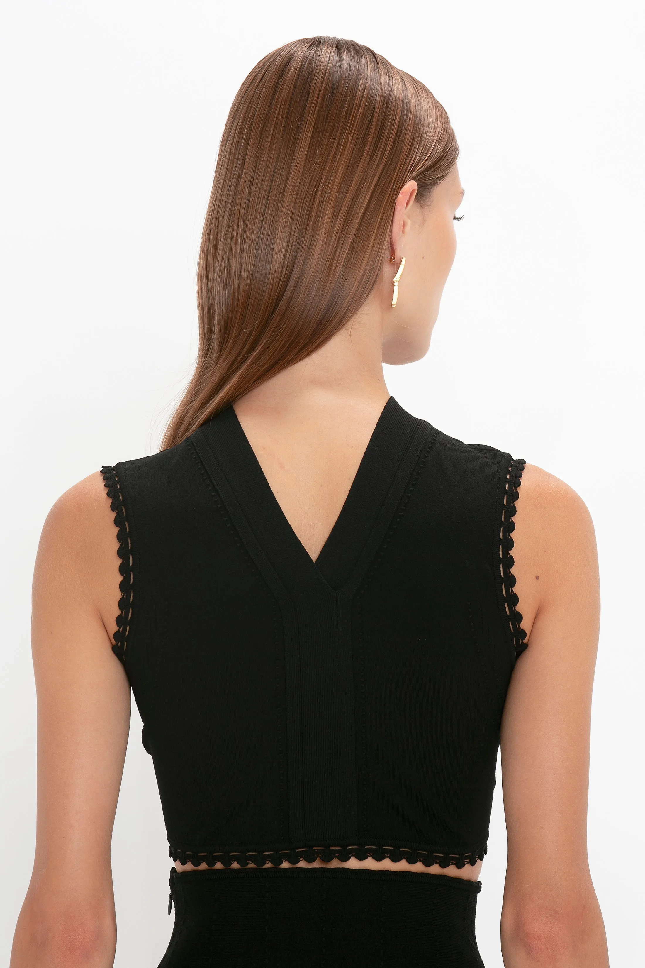 Scallop Trim Tank Top In Black