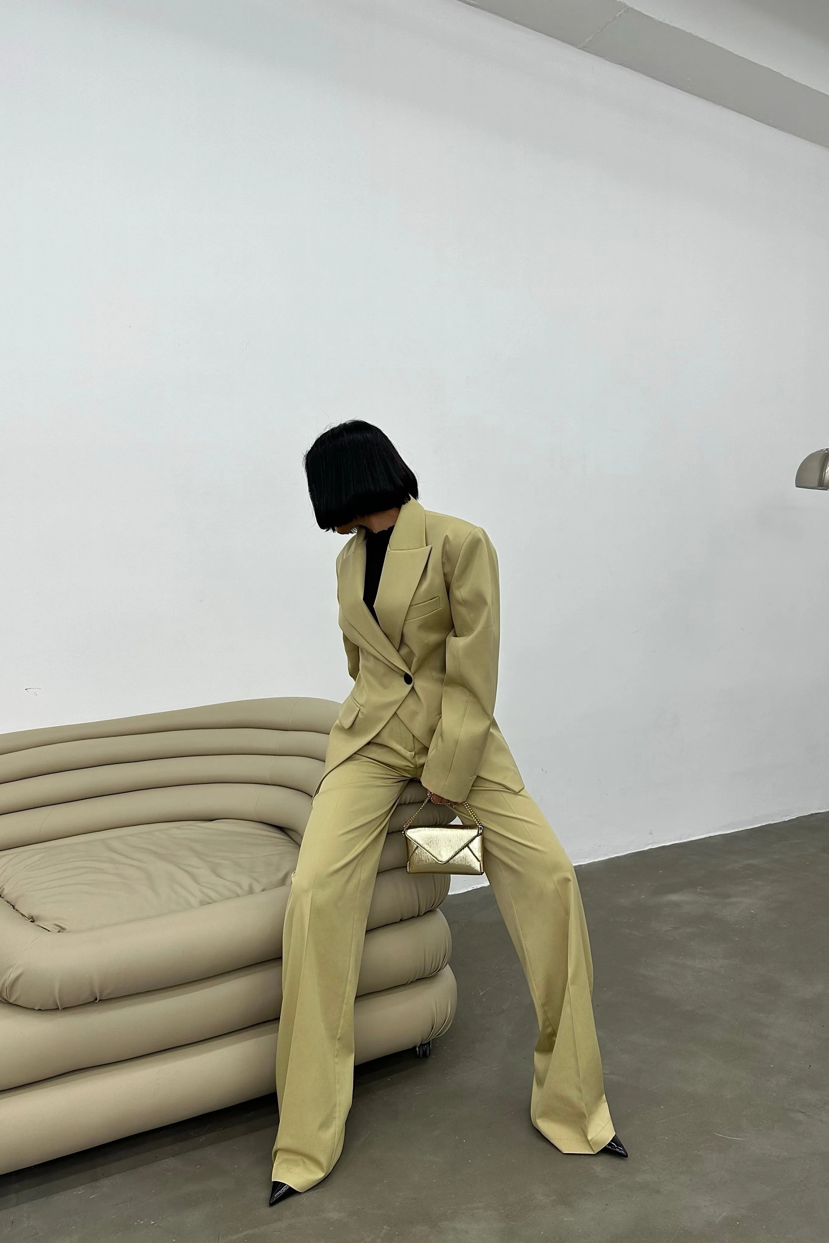 Structured Blazer & Pleated Trousers Set