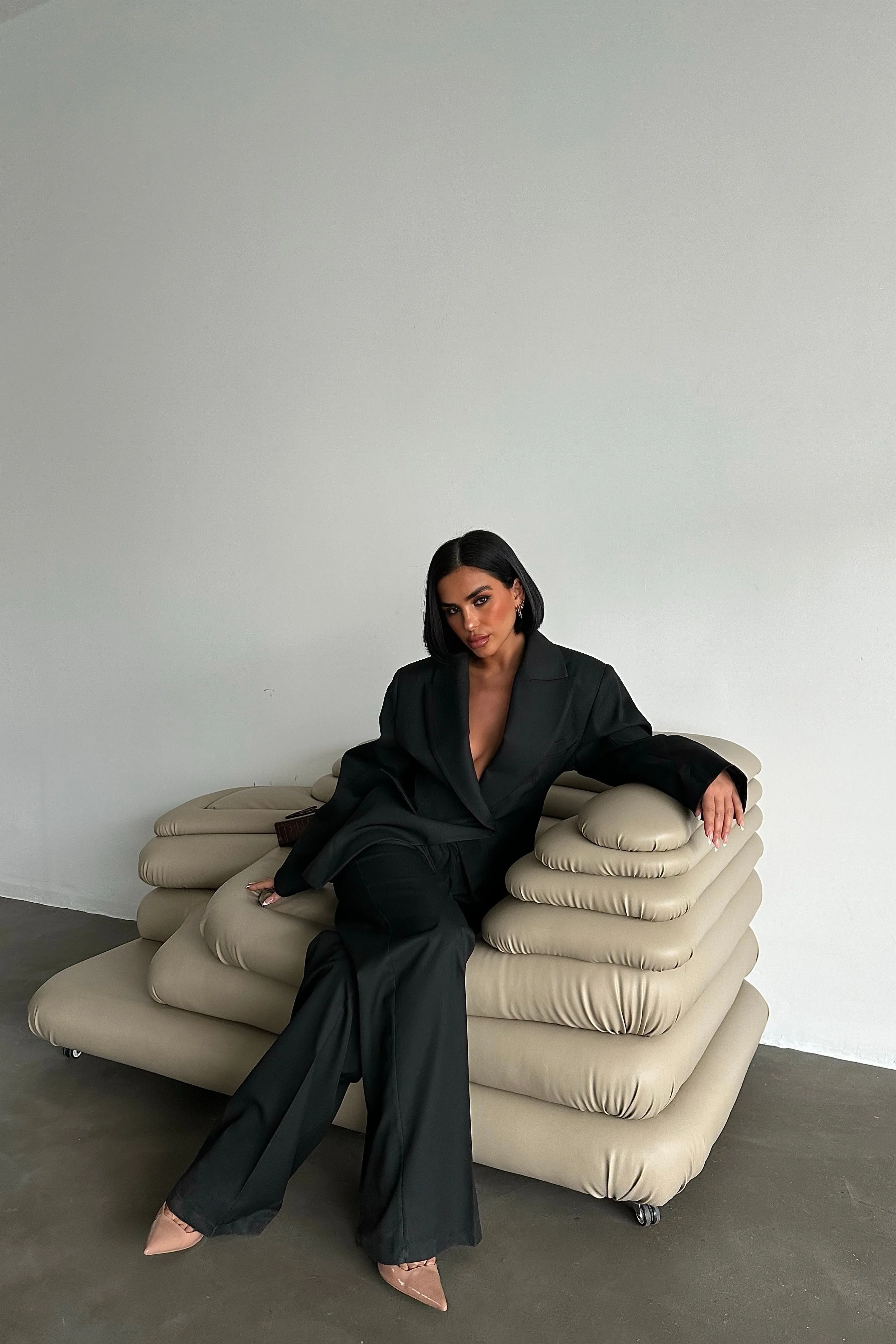Structured Blazer & Pleated Trousers Set
