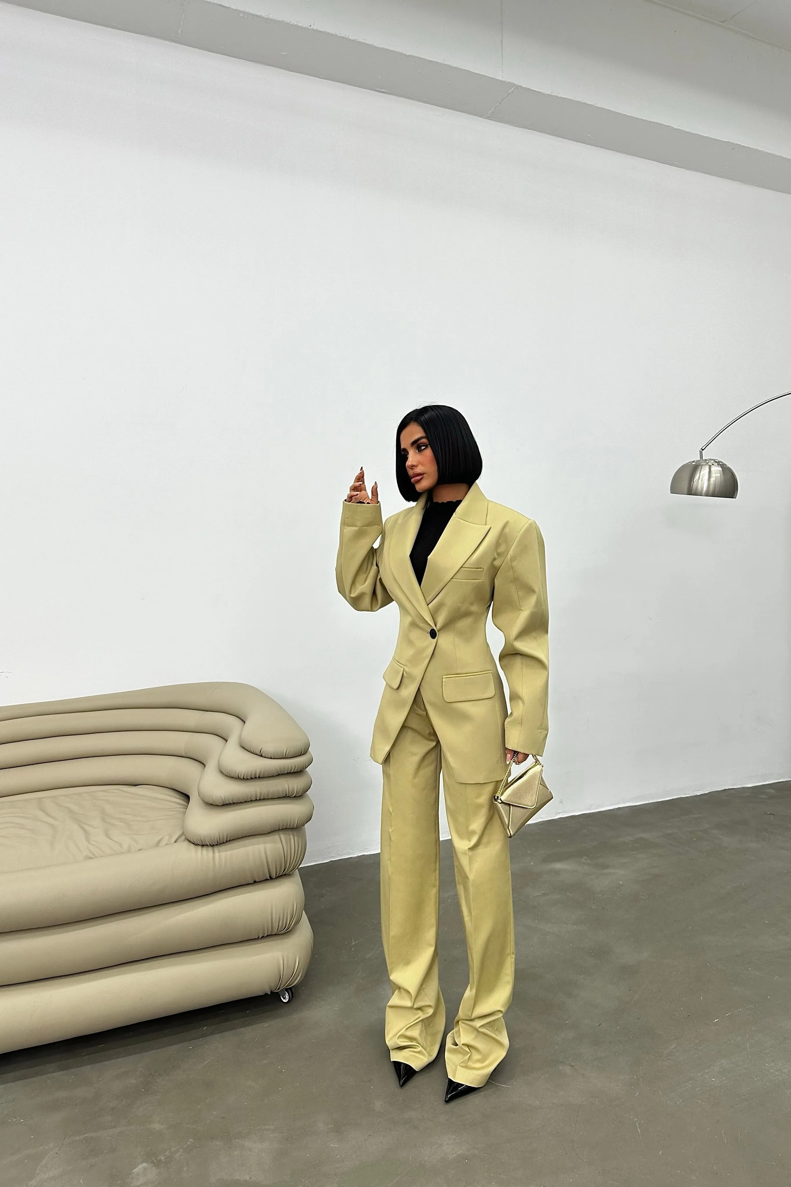 Structured Blazer & Pleated Trousers Set