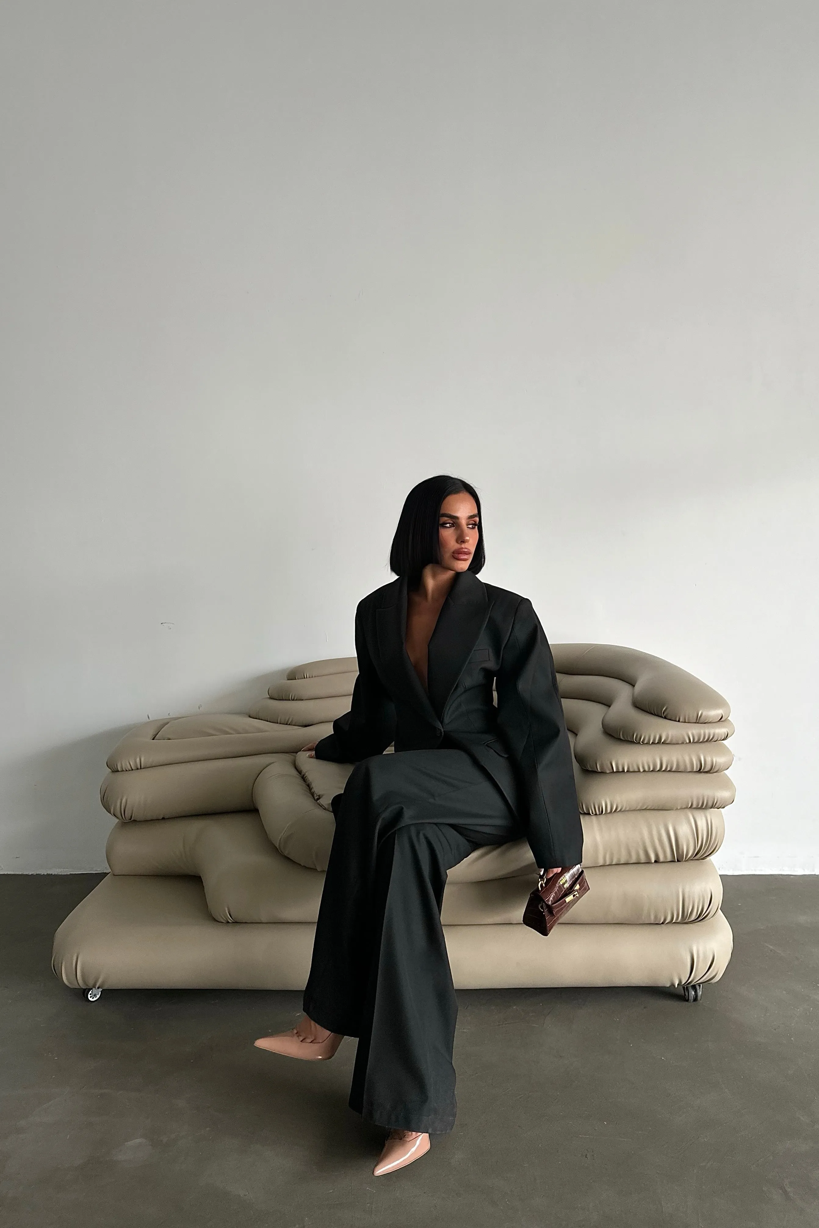 Structured Blazer & Pleated Trousers Set