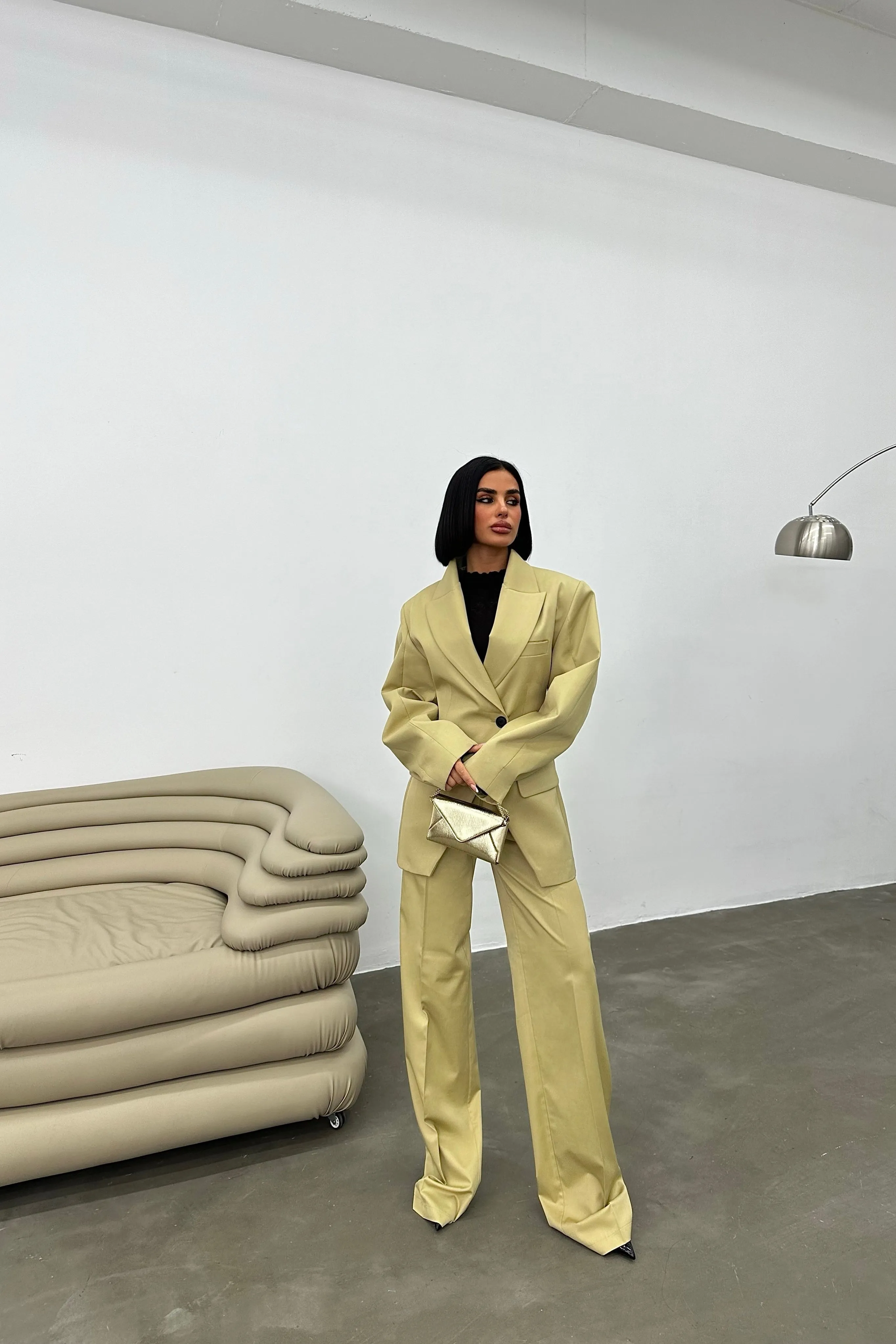 Structured Blazer & Pleated Trousers Set