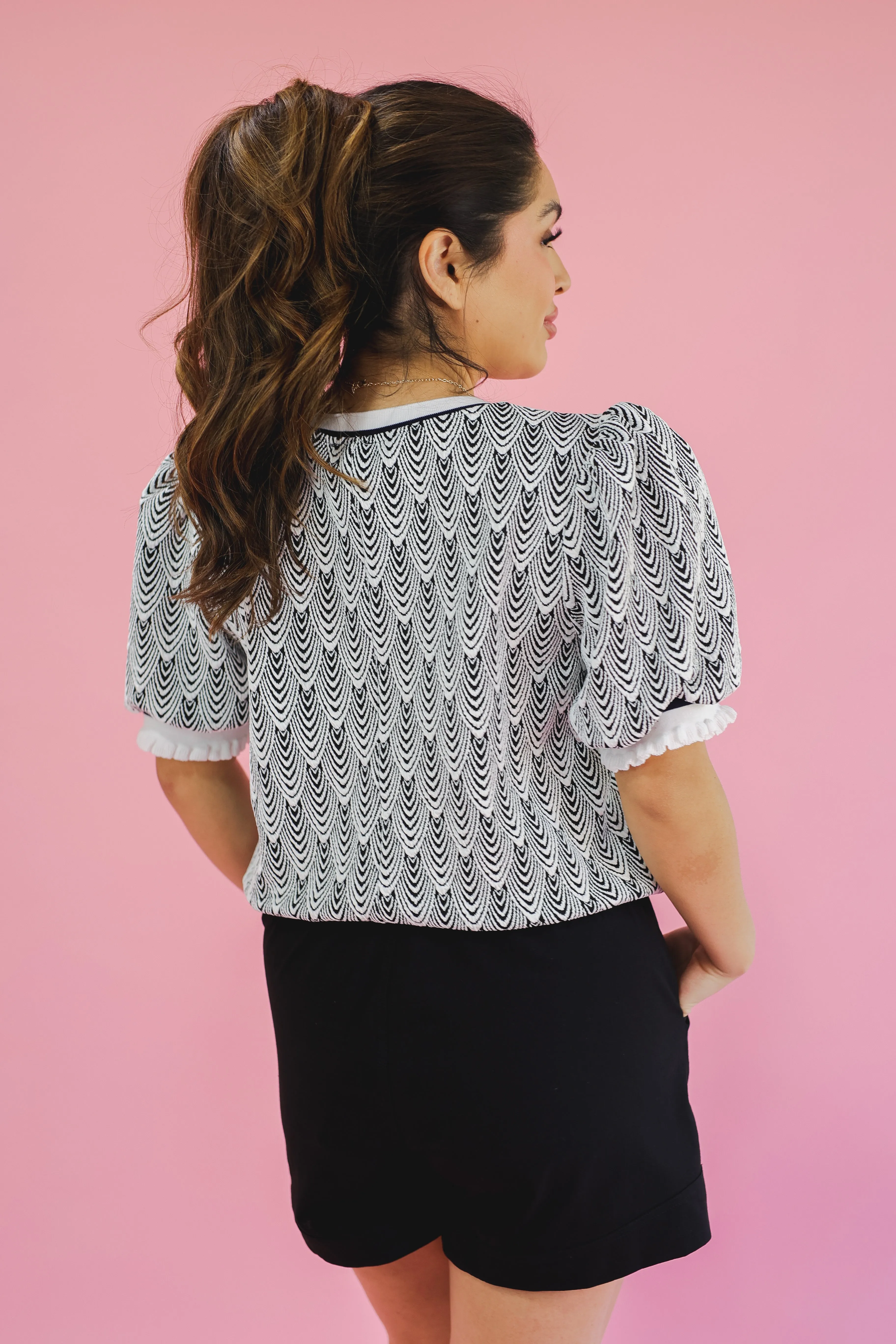 Whimsical Girl Wavy Top - Black